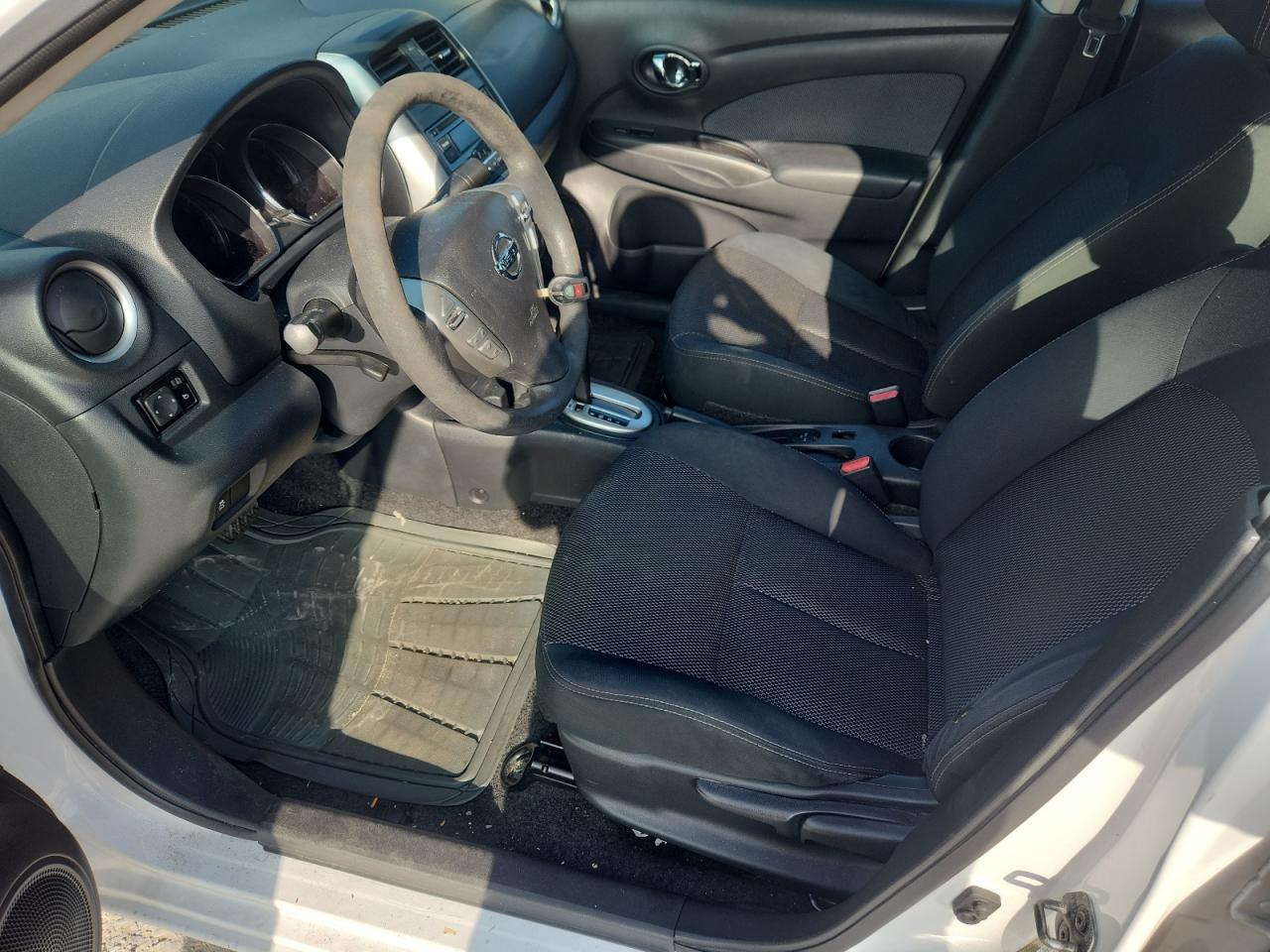 2016 Nissan Versa S - Фото 7