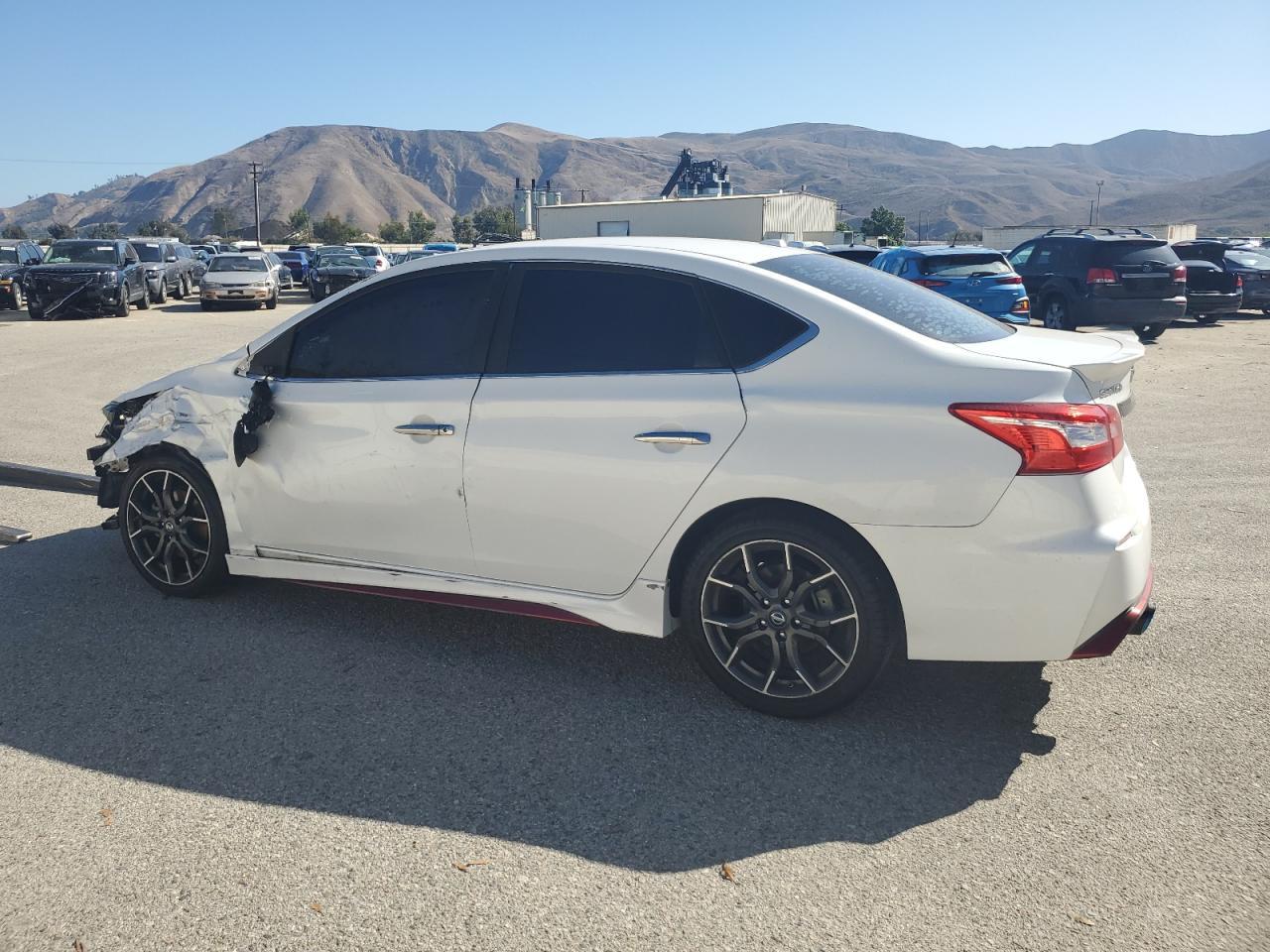 2018 Nissan Sentra Sr Turbo - Фото 2