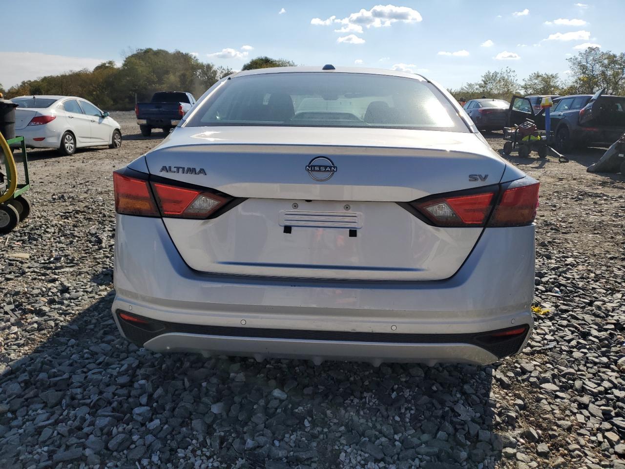 2023 Nissan Altima Sv - Фото 6