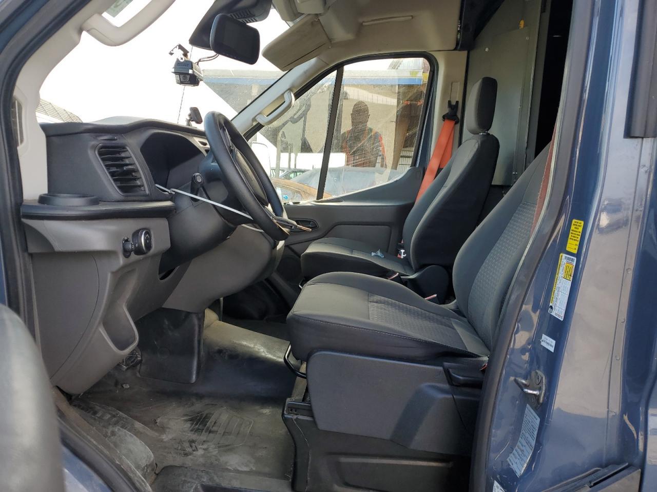 2020 Ford Transit Delivery Van - Image 7