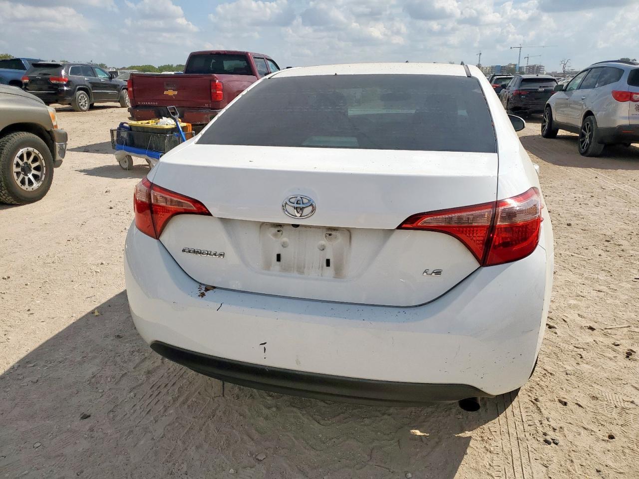 2018 Toyota Corolla Le - Image 6