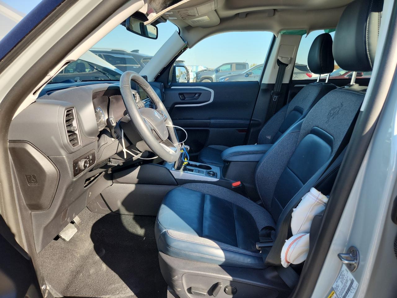 2023 Ford Bronco Sport Outer Banks - Фото 7