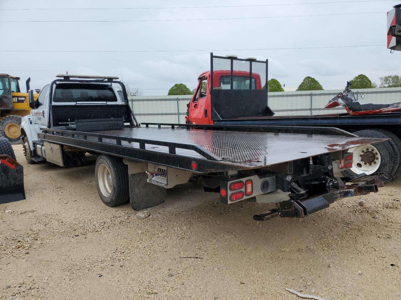 2019 Ford F650 Super Duty - Фото 3