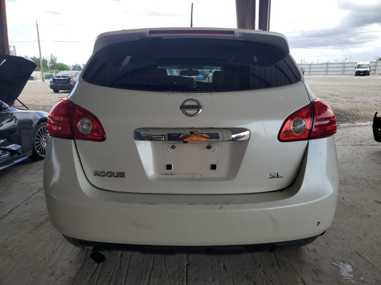 2011 Nissan Rogue S - Фото 6