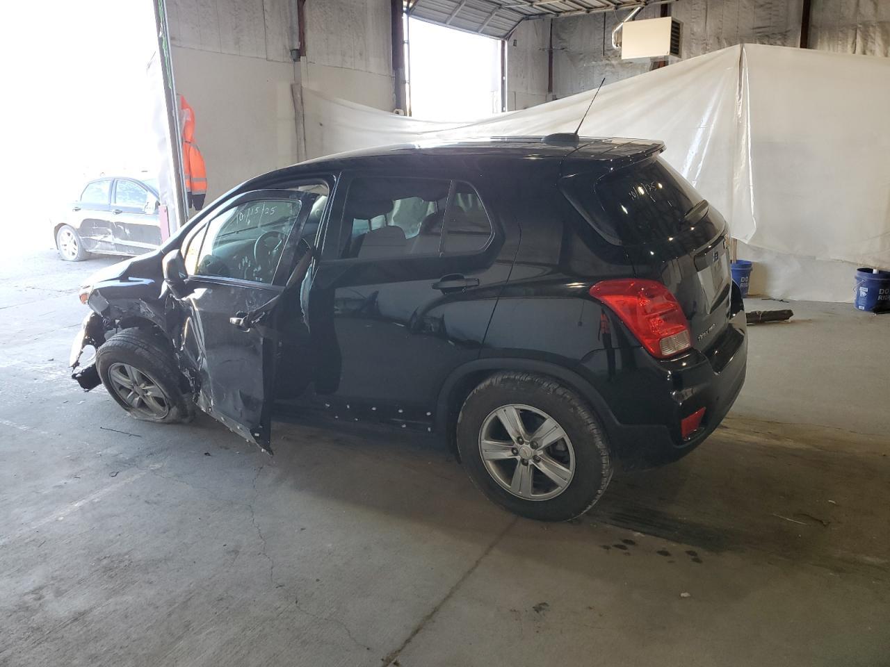 2020 Chevrolet Trax Ls - Фото 2