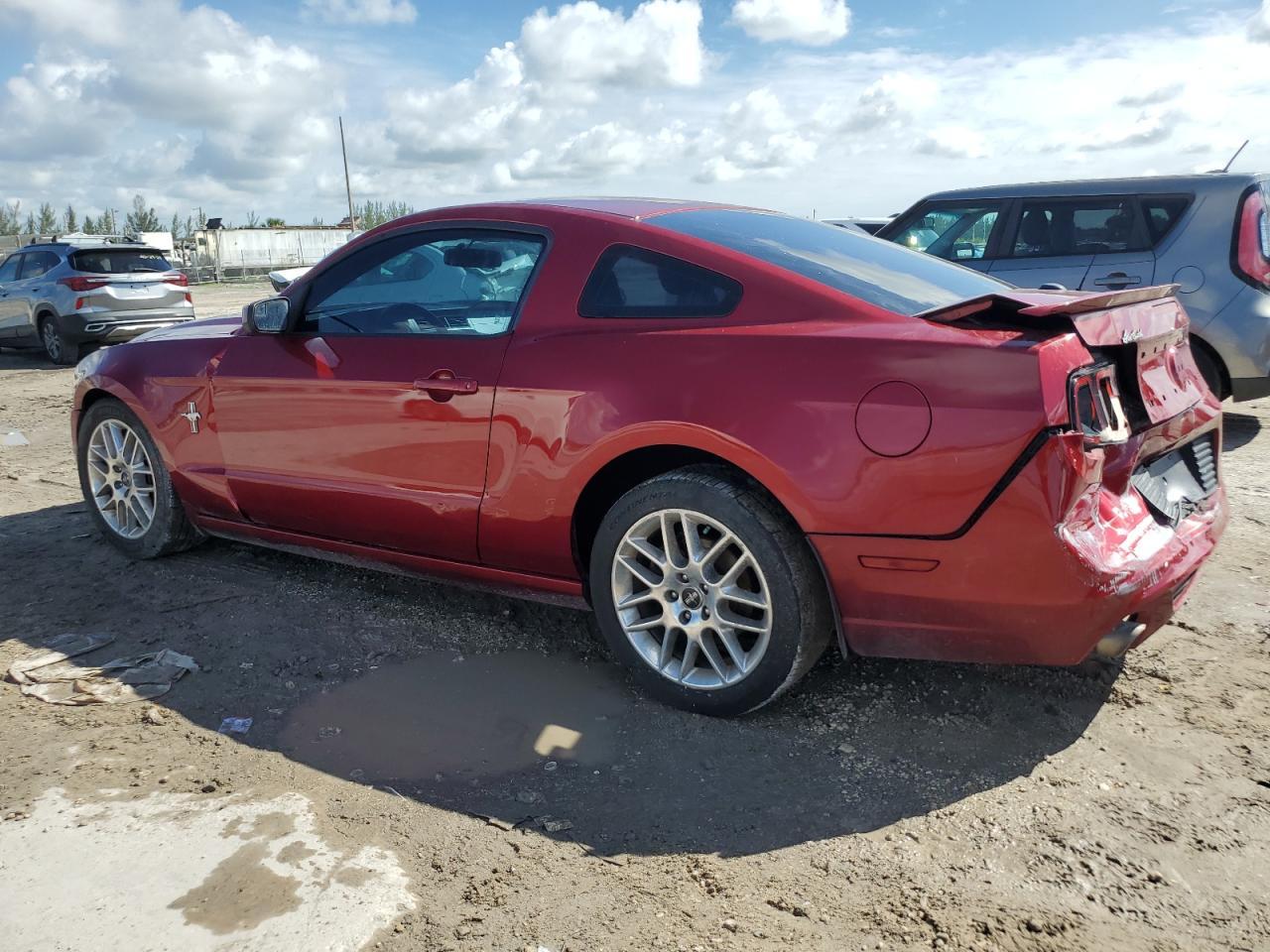 2014 Ford Mustang - Image 2