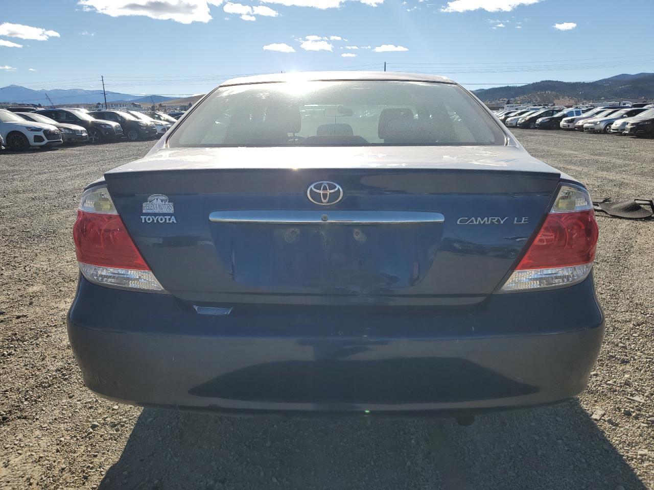 2005 Toyota Camry Le - Фото 6