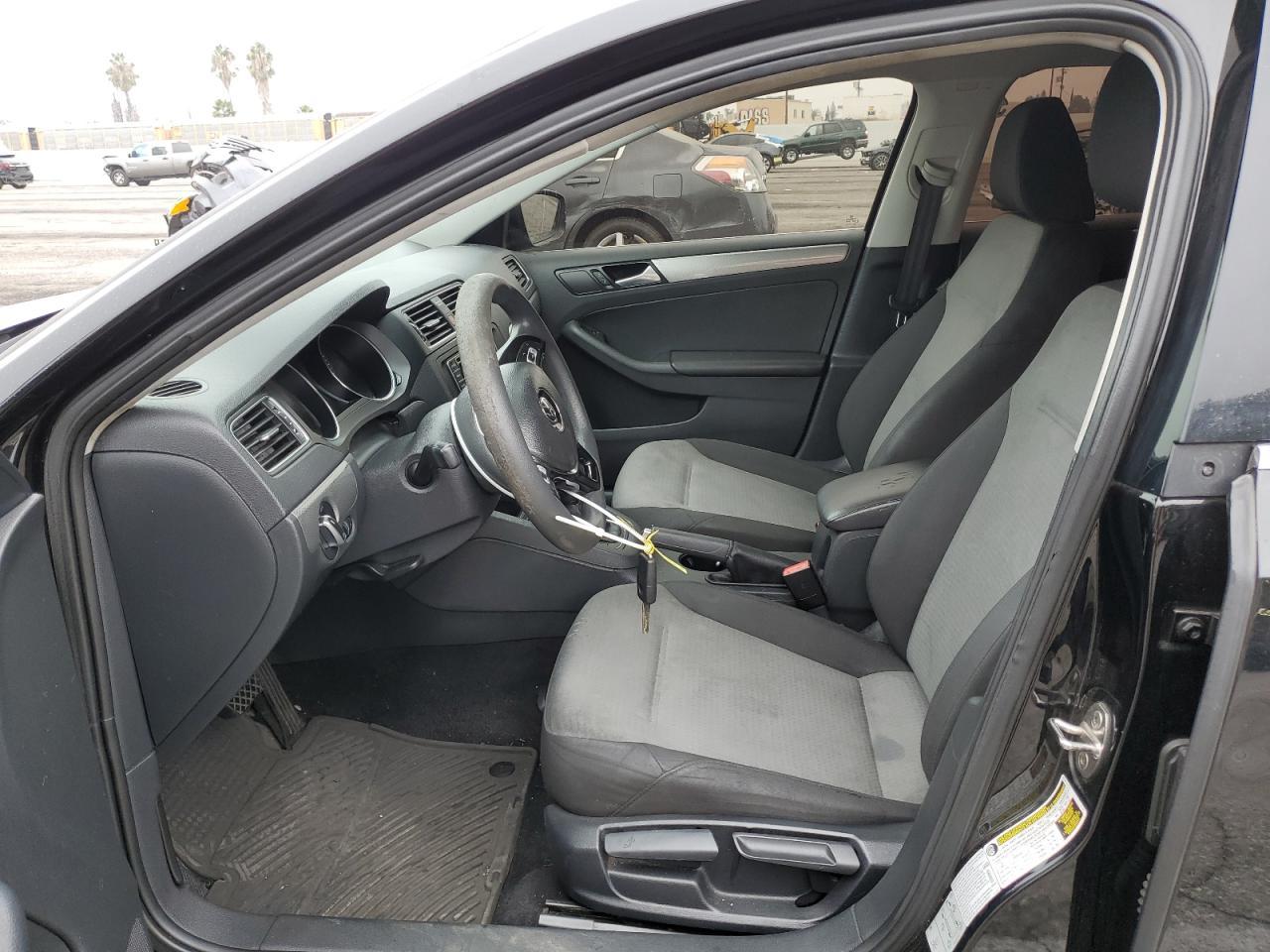 2017 Volkswagen Jetta S - Фото 7