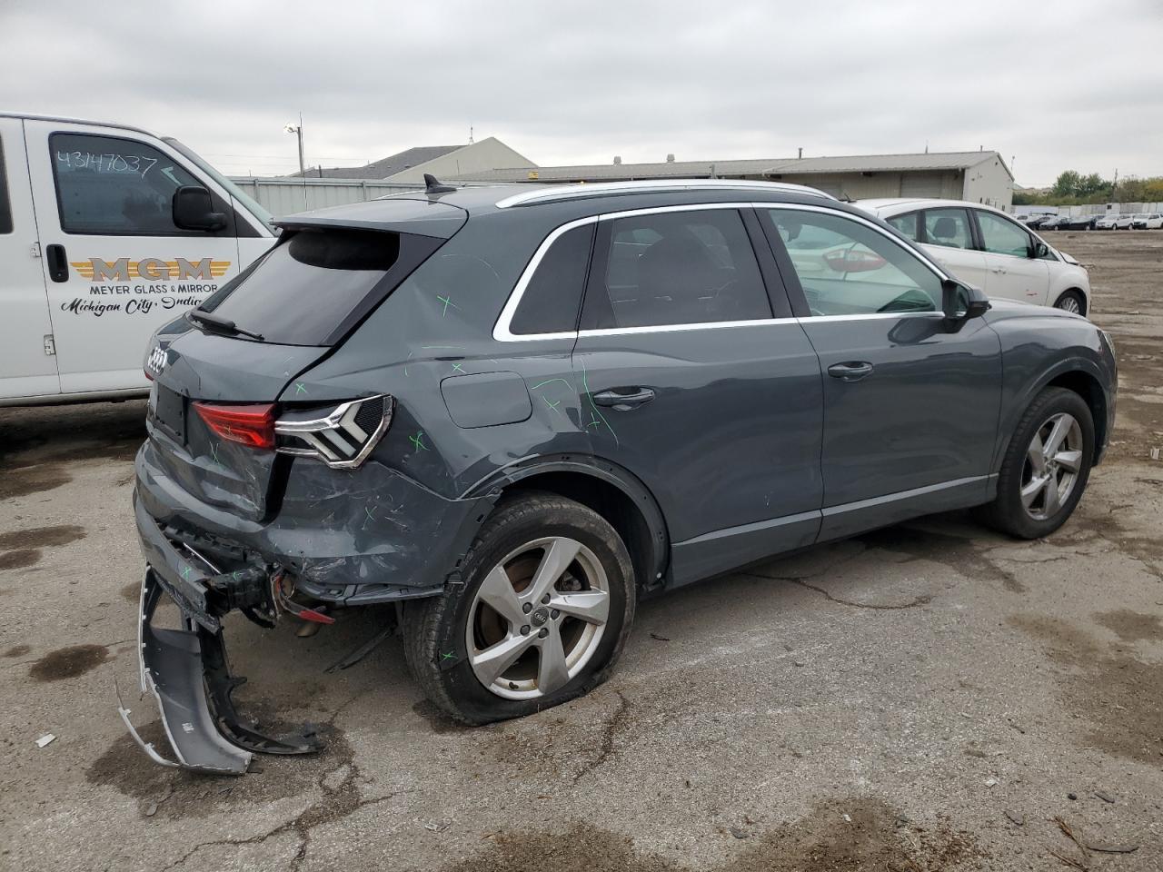 2019 Audi Q3 Premium Plus - Фото 3