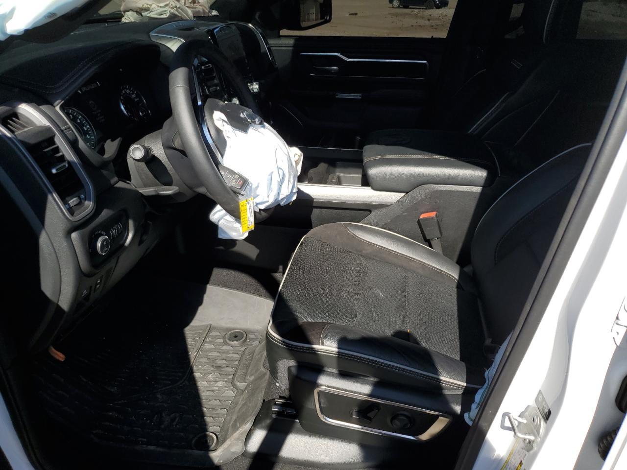 2025 Ram 1500 Laramie - Фото 7