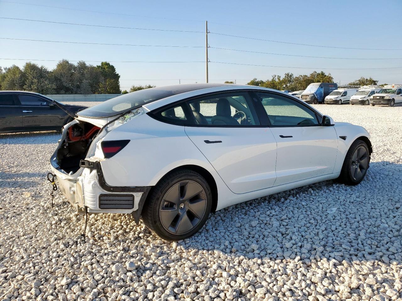 2022 Tesla Model 3 - Image 3