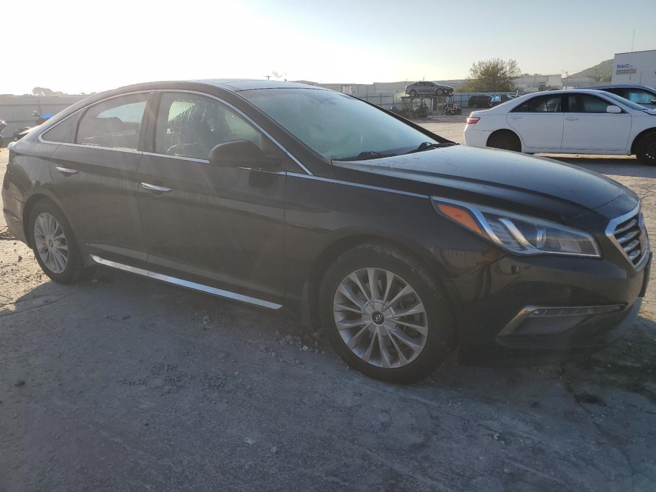 2015 Hyundai Sonata Sport - Image 4