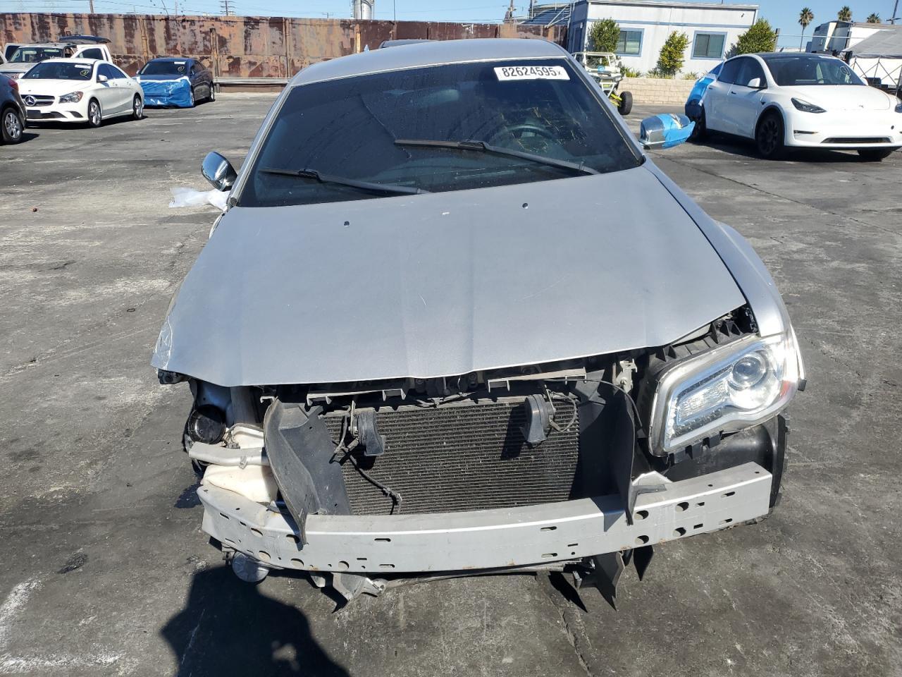 2012 Chrysler 300 Limited - Image 5