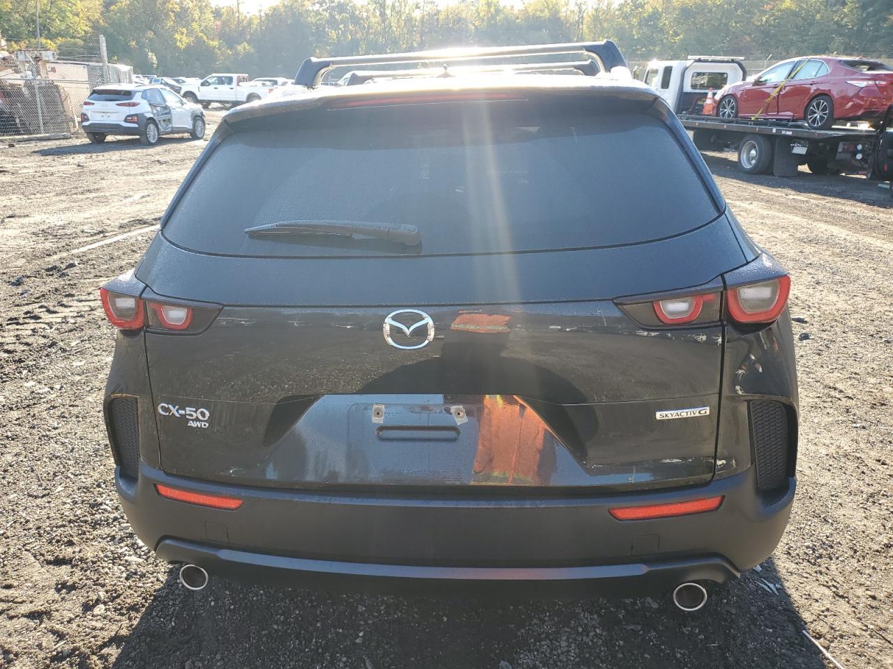 2025 Mazda Cx-50 Premium - Image 6