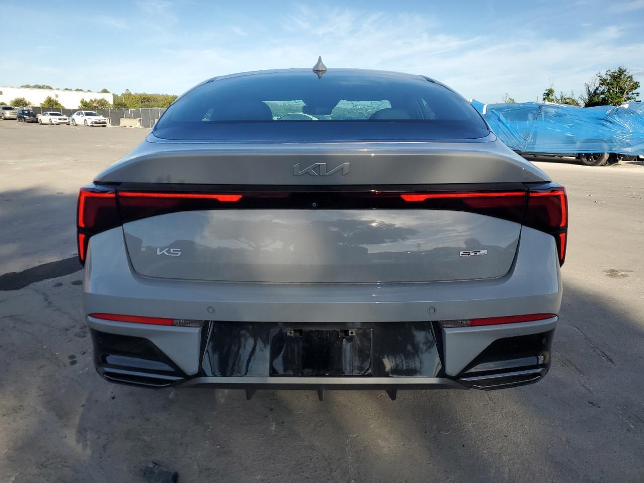 2025 Kia K5 Gt Line - Image 6