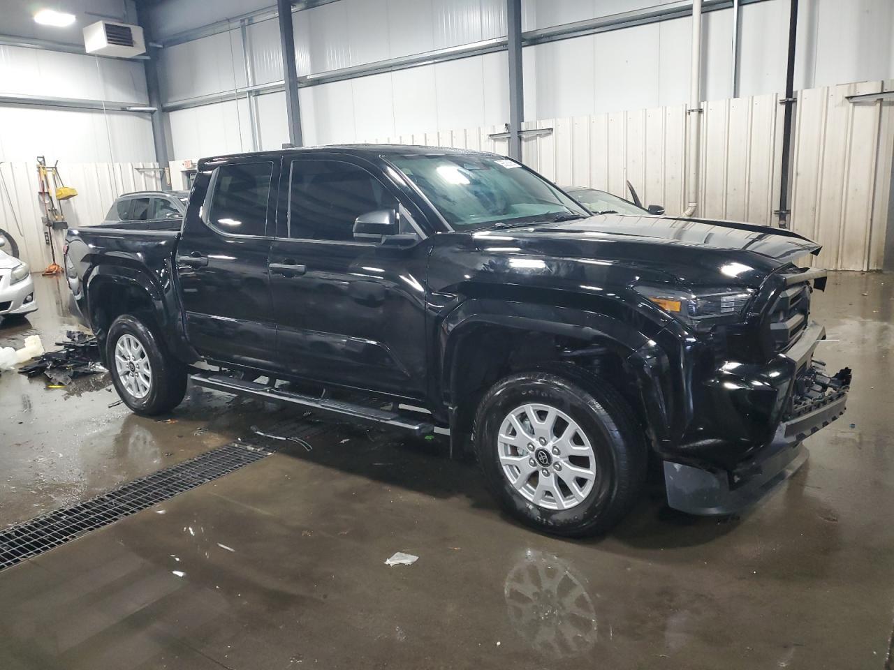 2024 Toyota Tacoma Double Cab - Image 4