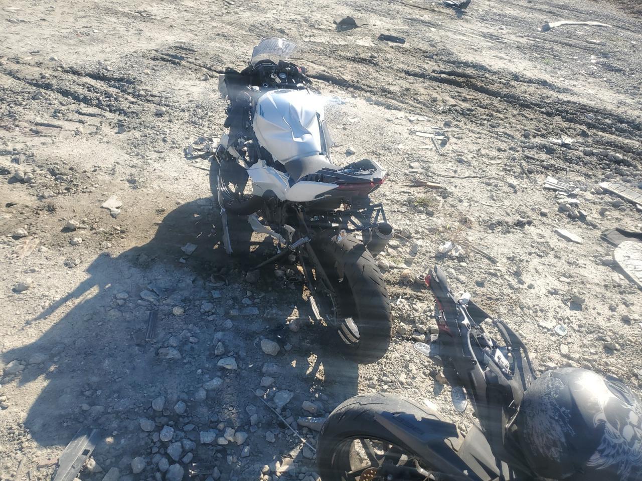 2025 Kawasaki Ex500 - Image 6