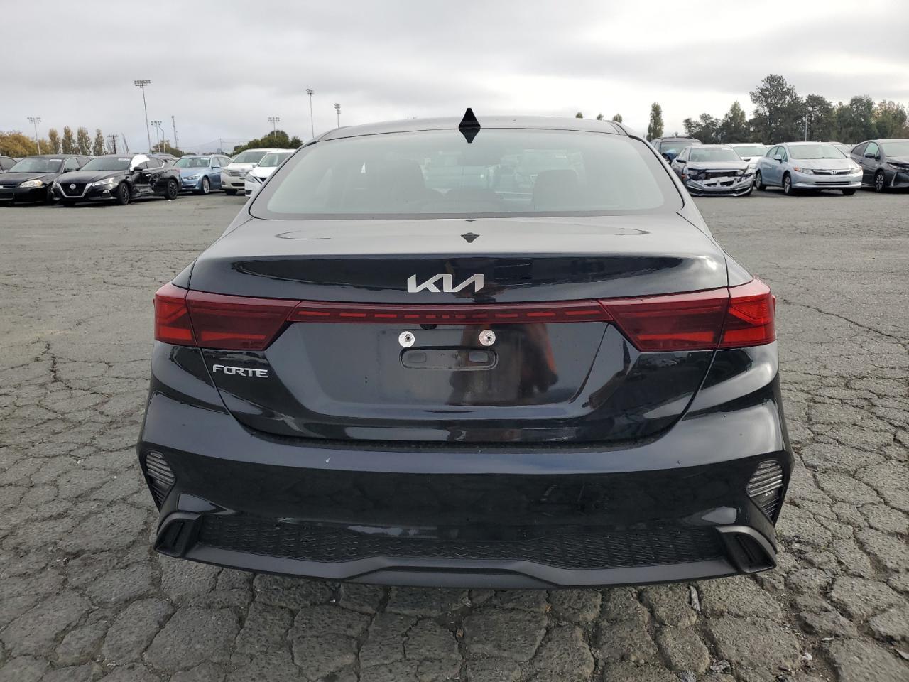 2023 Kia Forte Lx - Image 6