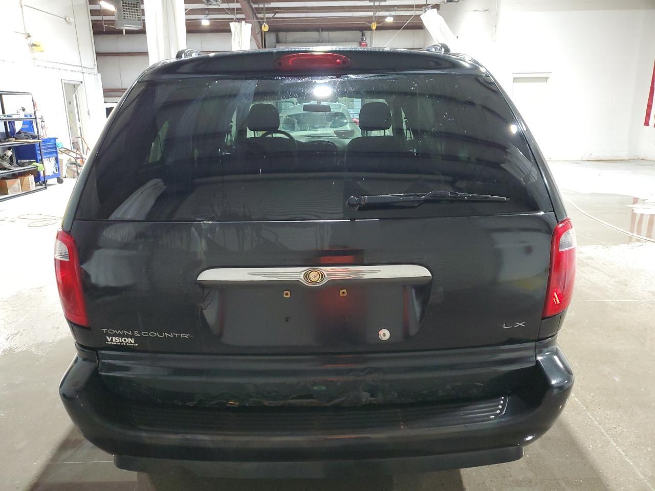 2007 Chrysler Town & Country Lx - Фото 6