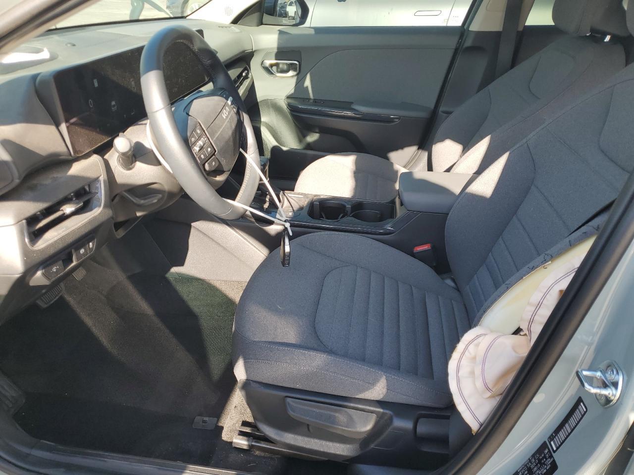 2025 Kia K4 Ex - Image 7