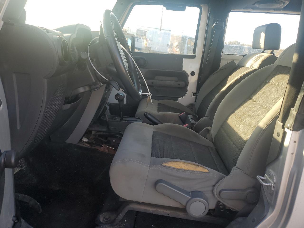 2010 Jeep Wrangler Sport - Фото 7