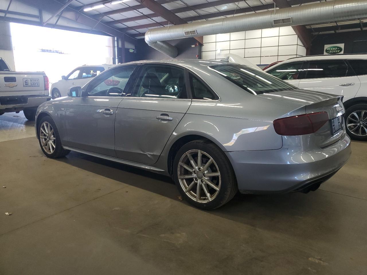 2015 Audi A4 Premium - Фото 2