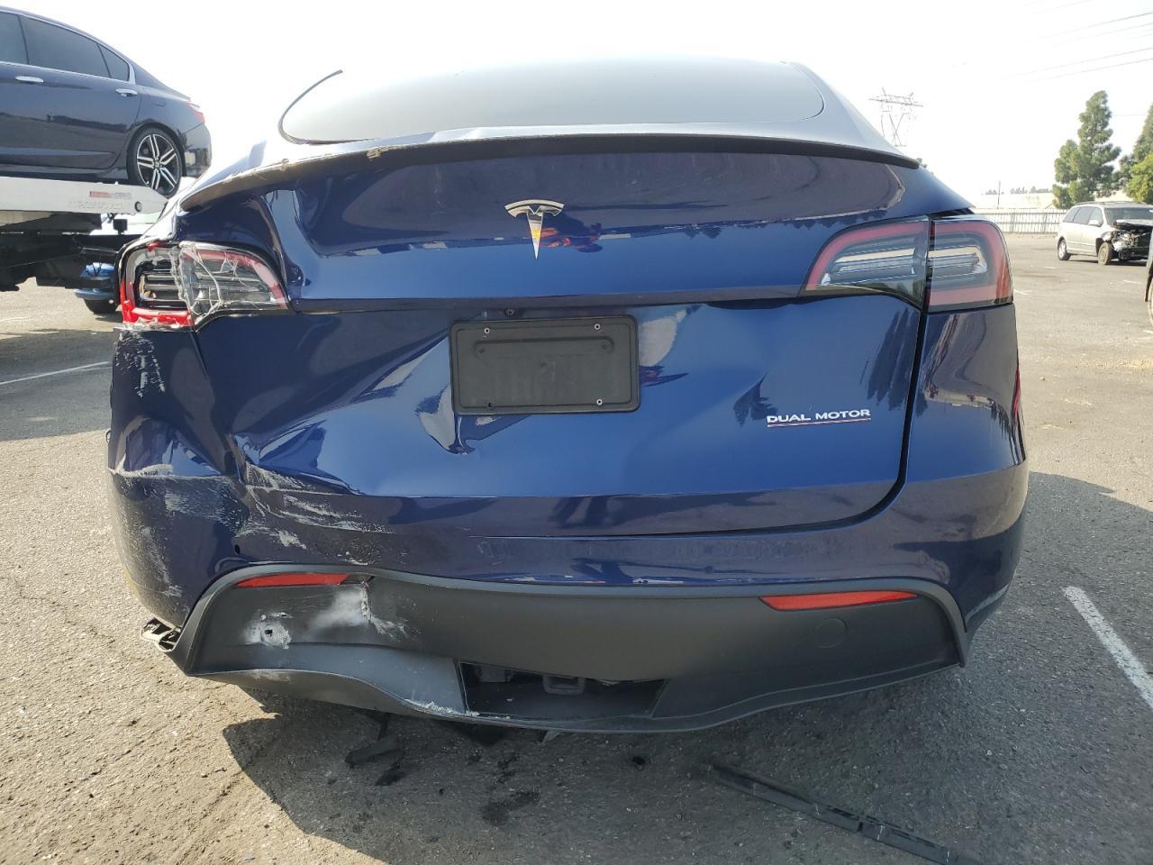 2022 Tesla Model Y - Image 6