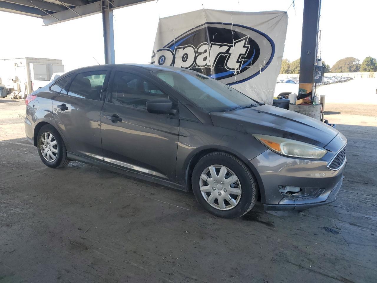 2016 Ford Focus S - Фото 4