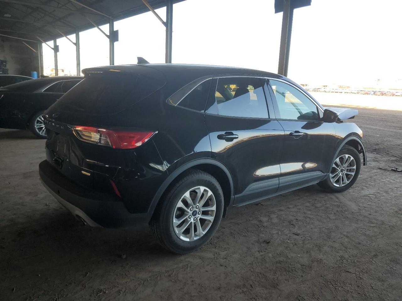 2020 Ford Escape Se - Фото 3