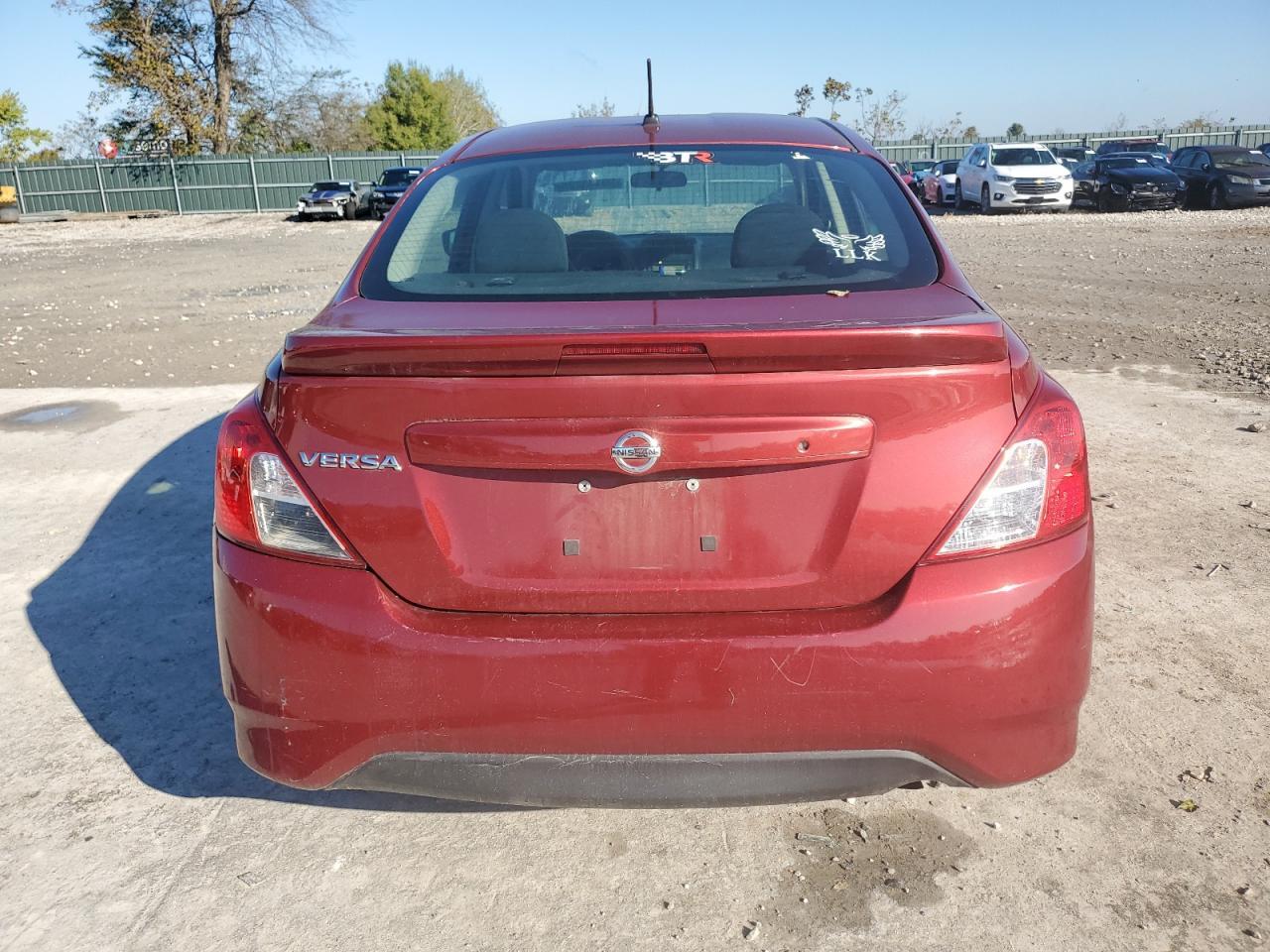2017 Nissan Versa S - Image 6