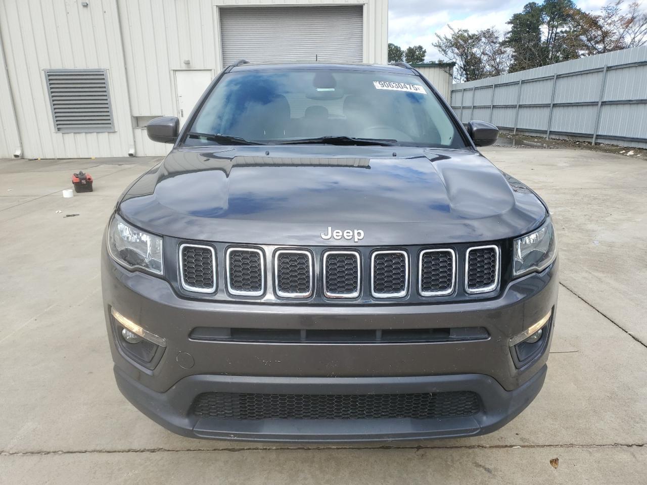 2021 Jeep Compass Latitude - Фото 5