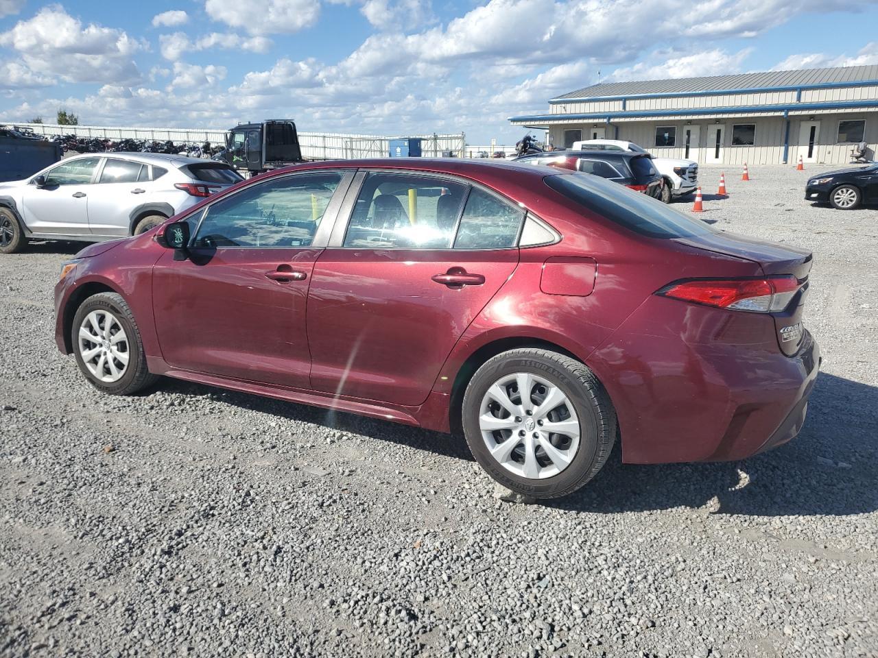 2022 Toyota Corolla Le - Фото 2