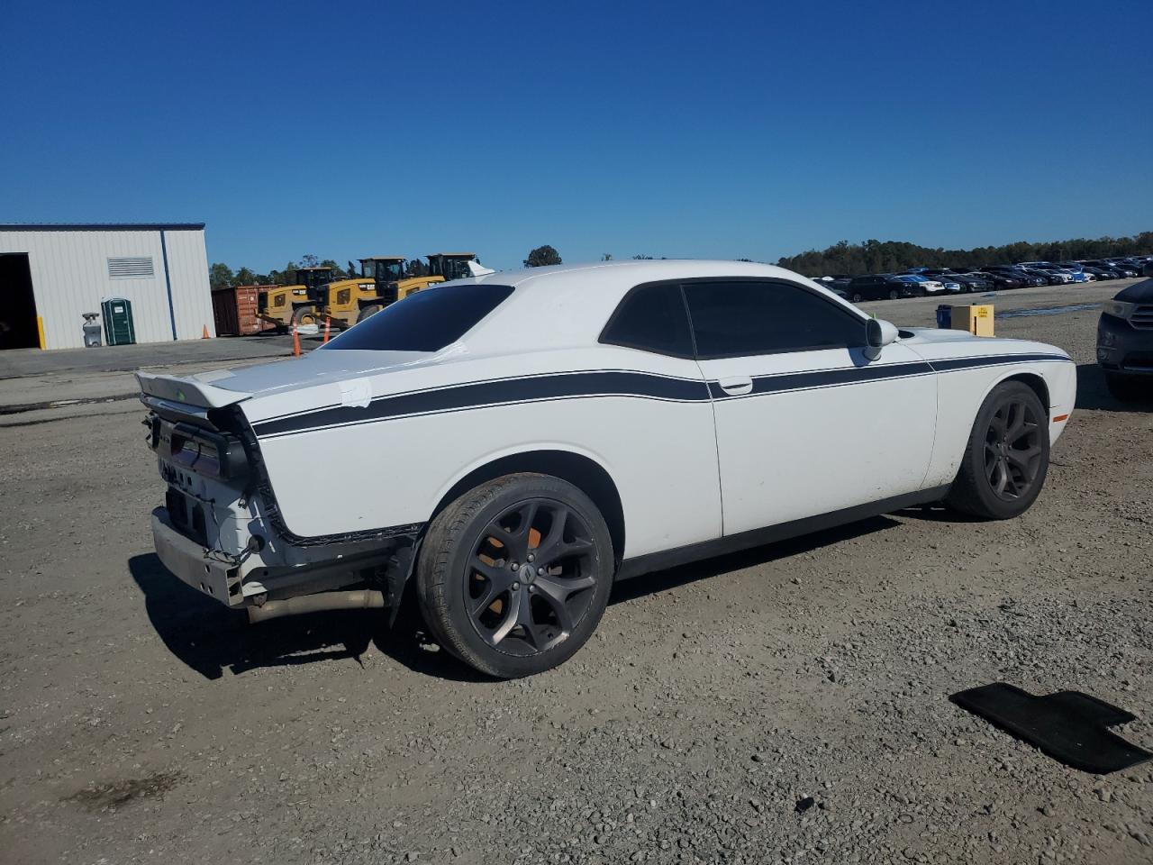 2017 Dodge Challenger Sxt - Image 3