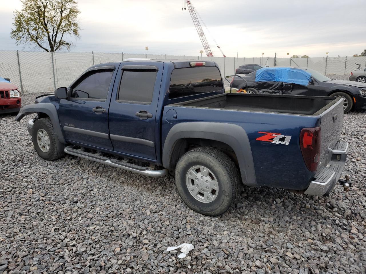 2004 Chevrolet Colorado - Фото 2