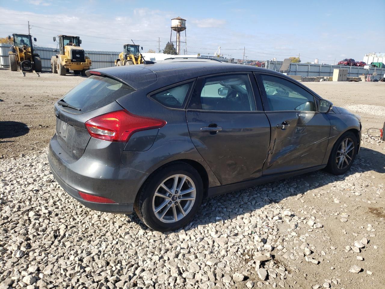 2017 Ford Focus Se - Image 3
