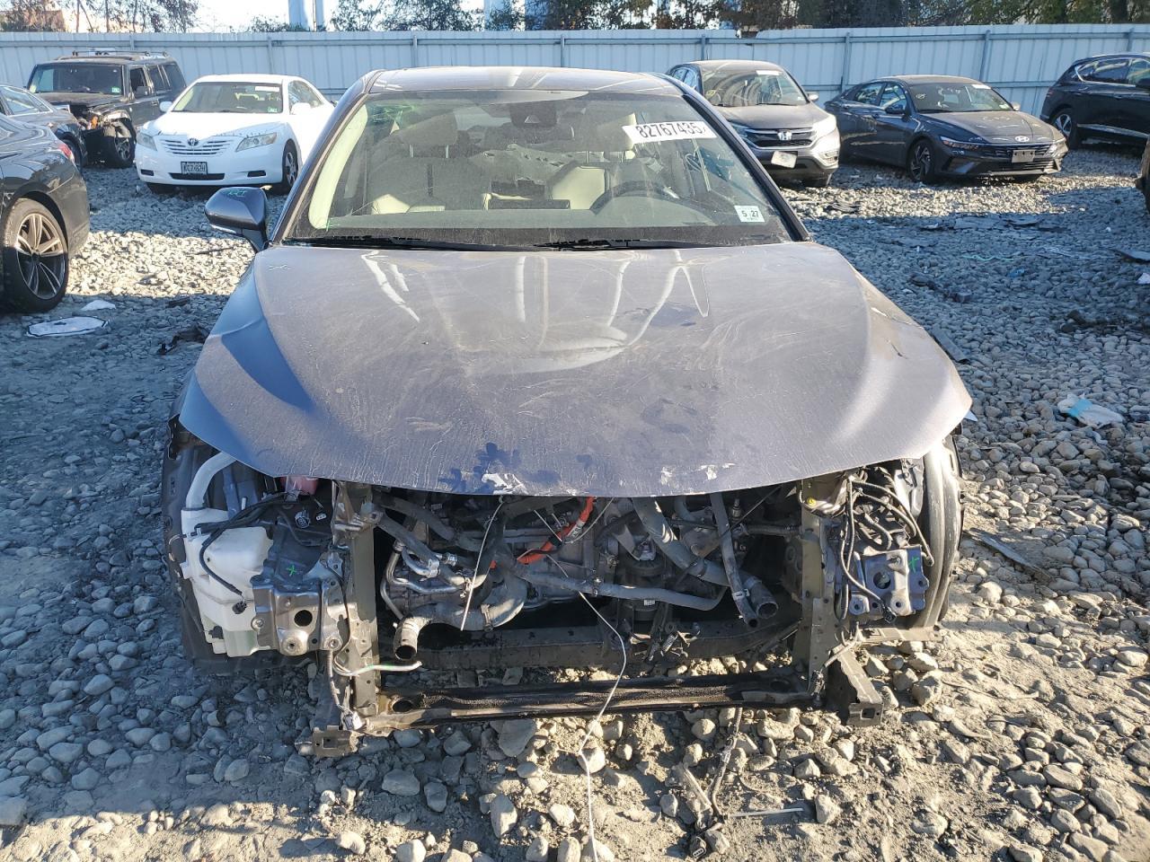 2022 Toyota Camry Le - Image 5