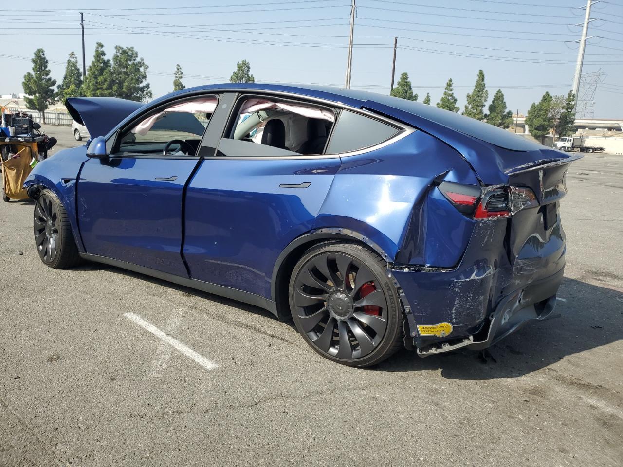 2022 Tesla Model Y - Image 2