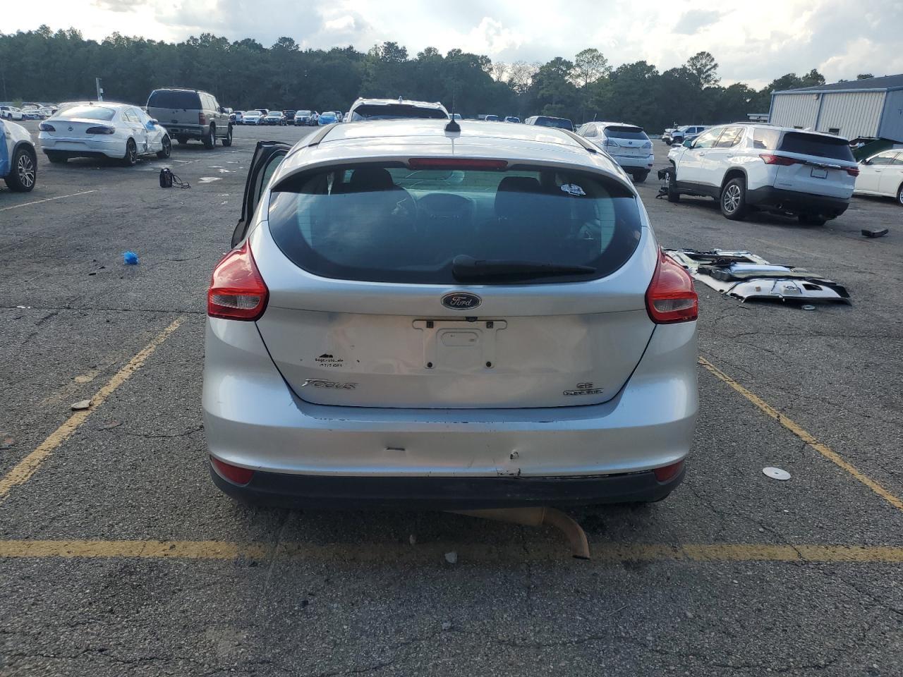 2015 Ford Focus Se - Фото 6