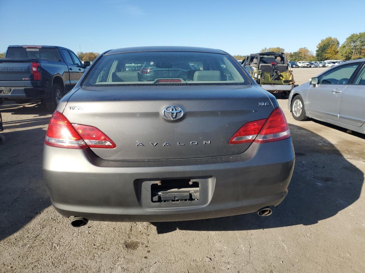 2006 Toyota Avalon Xl - Image 6