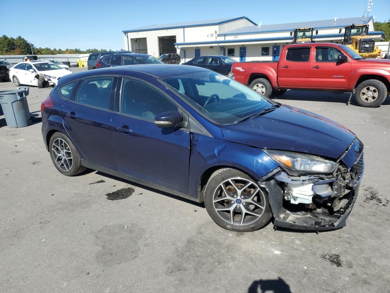 2017 Ford Focus Sel - Image 4