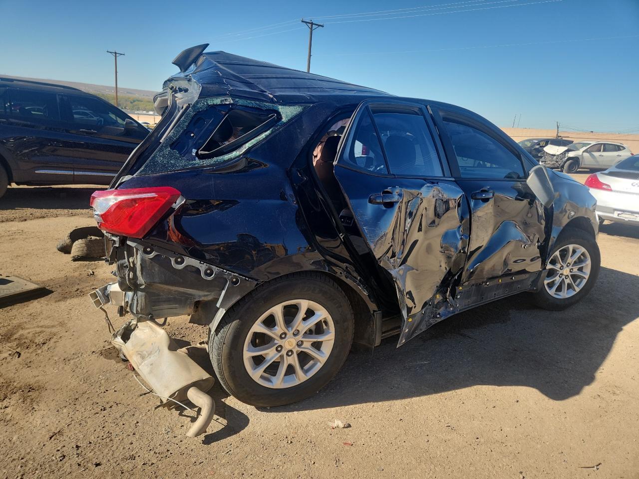 2021 Chevrolet Equinox Ls - Image 3
