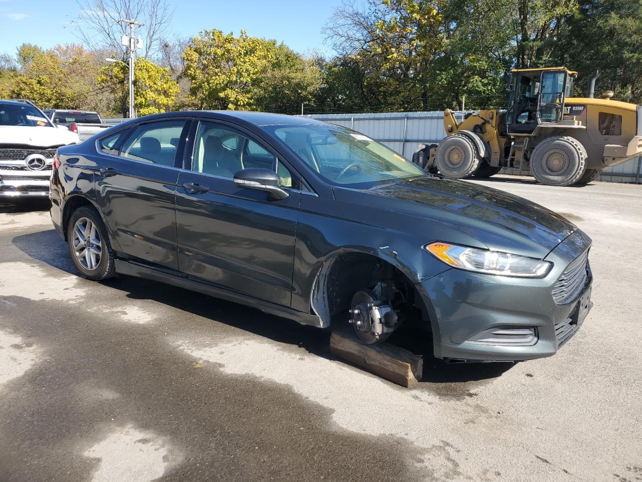 2015 Ford Fusion Se - Фото 4