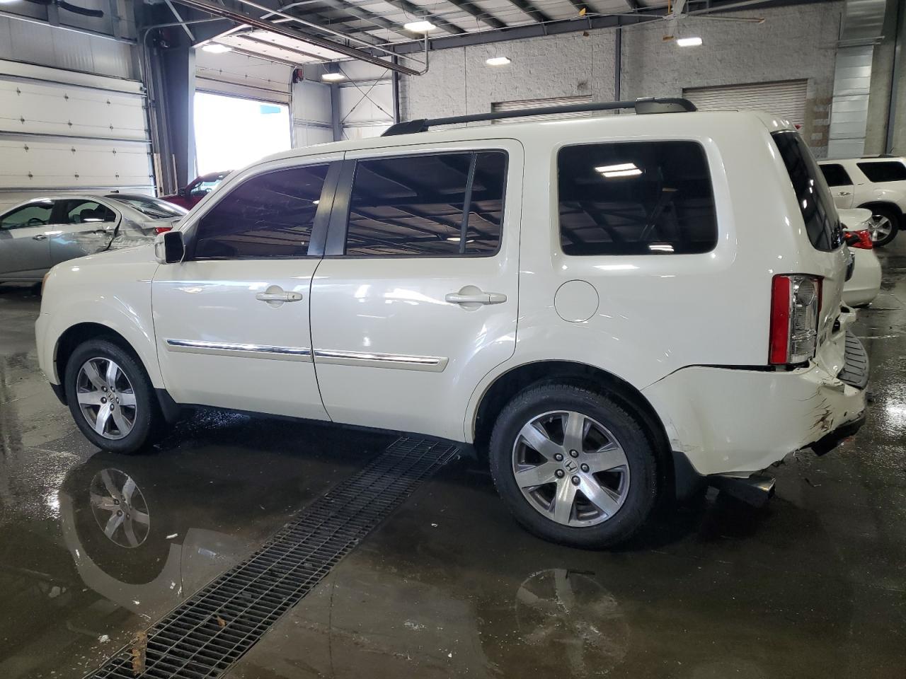 2015 Honda Pilot Touring - Фото 2