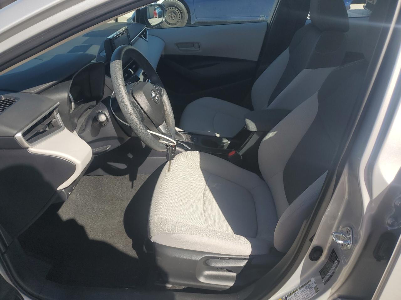 2022 Toyota Corolla Le - Image 7