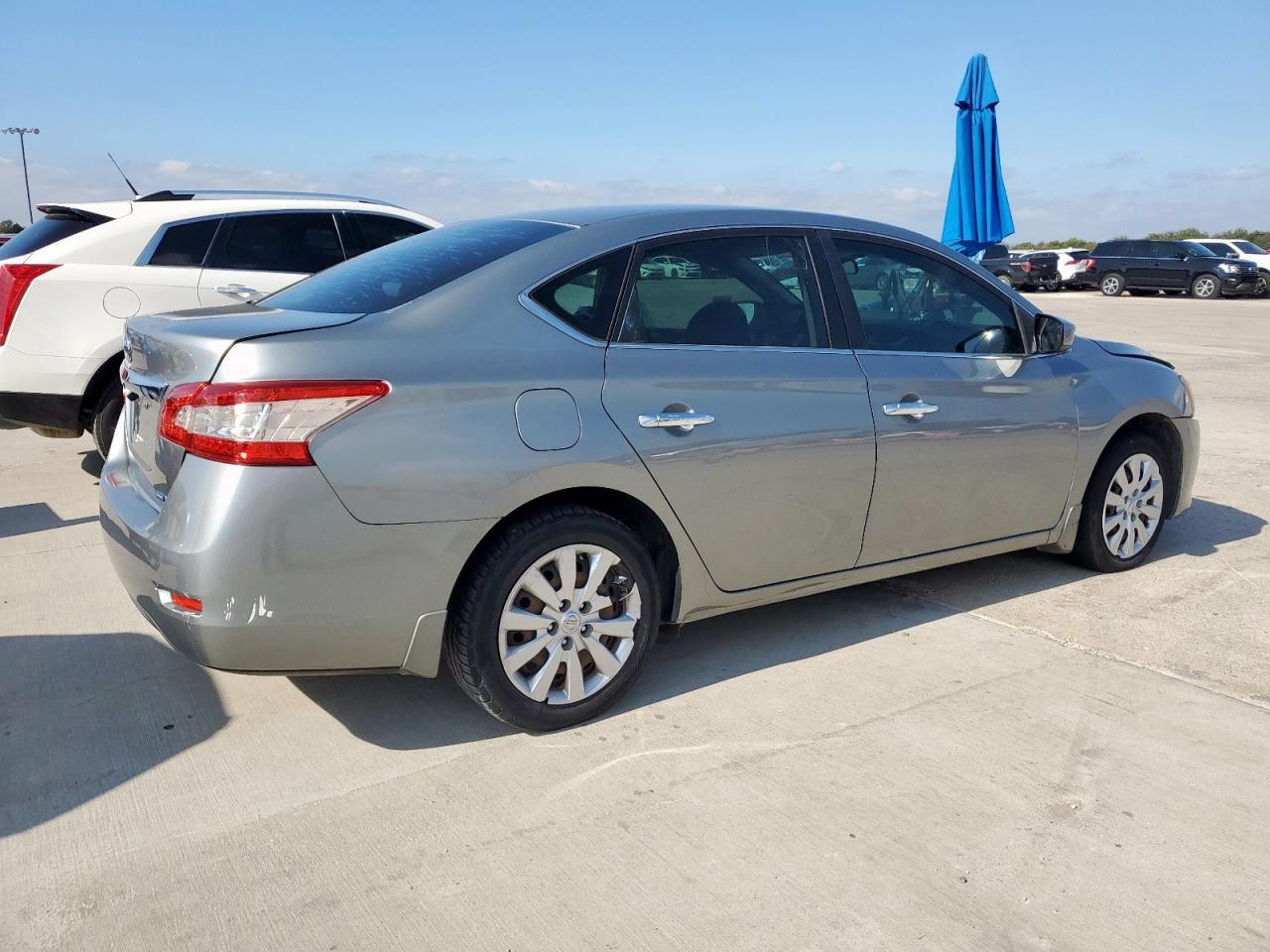 2014 Nissan Sentra S - Фото 3