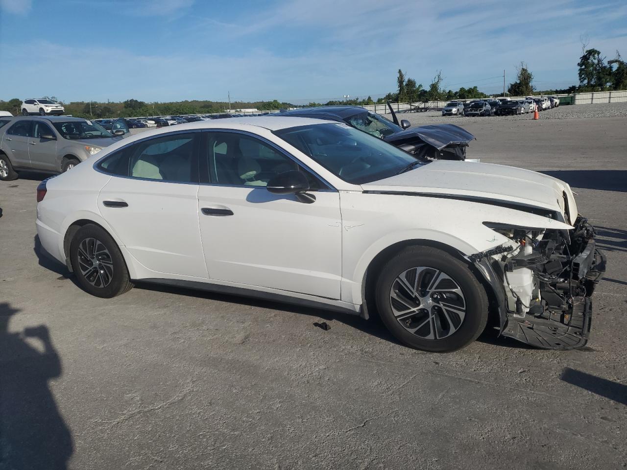 2021 Hyundai Sonata Hybrid - Фото 4