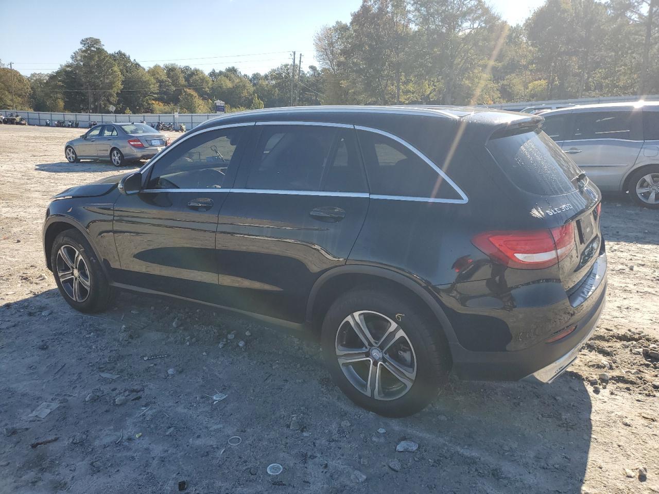 2016 Mercedes-Benz Glc 300 - Image 2