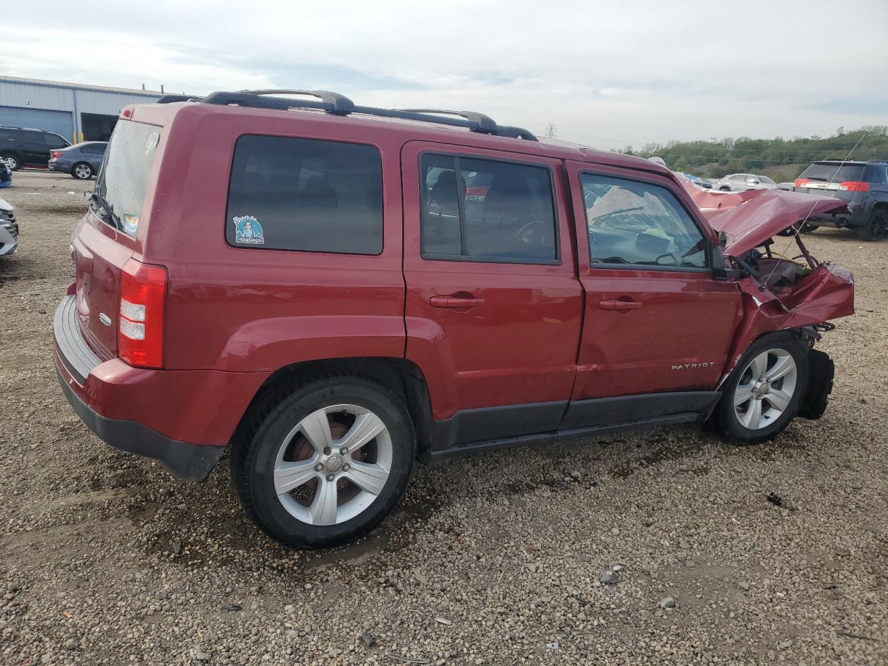 2013 Jeep Patriot Latitude - Фото 3