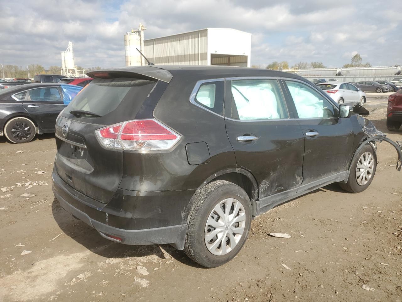2015 Nissan Rogue S - Image 3