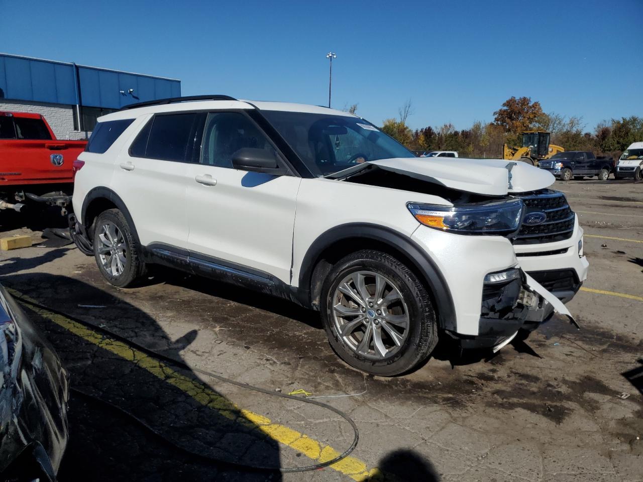 2022 Ford Explorer Xlt - Image 4